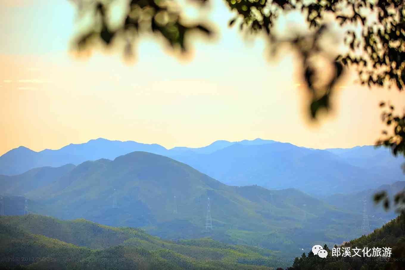 皖南这座自驾游客超爱的小城，秋天自带滤镜，迷倒无数老司机